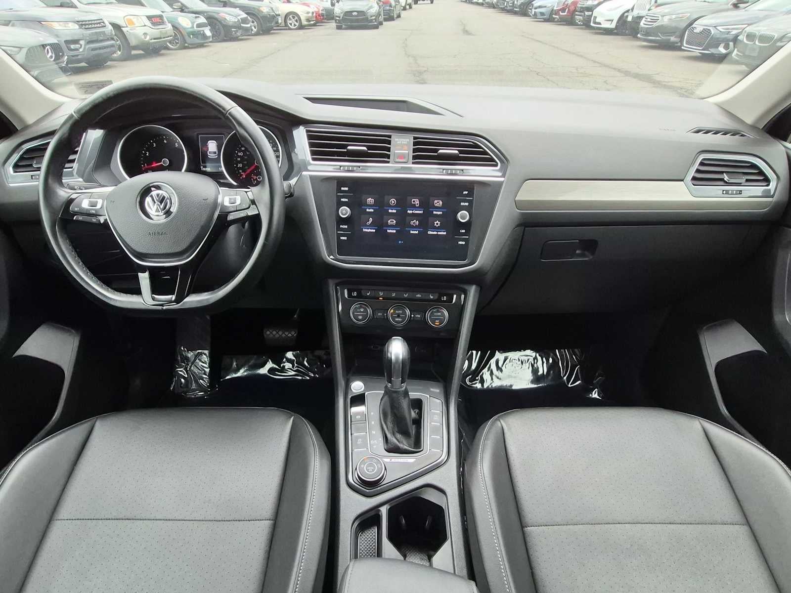 Volkswagen Tiguan SE 2018