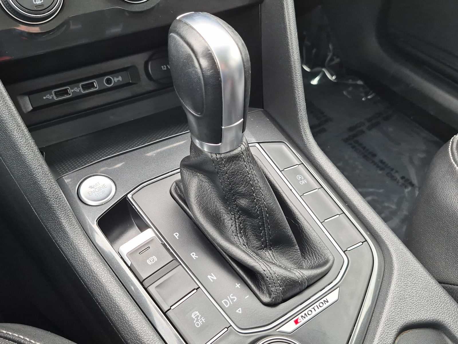 Volkswagen Tiguan SE 2018