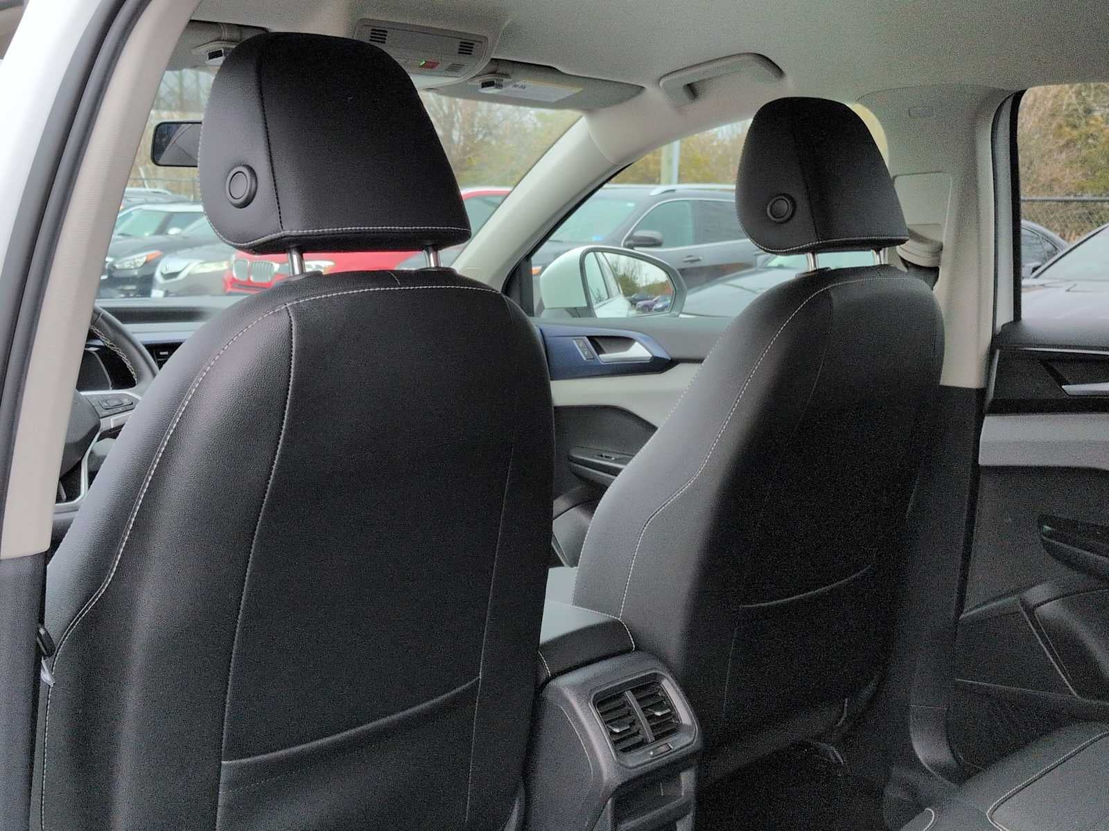 Volkswagen Taos SE 2022