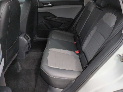 Volkswagen Taos SE 2022