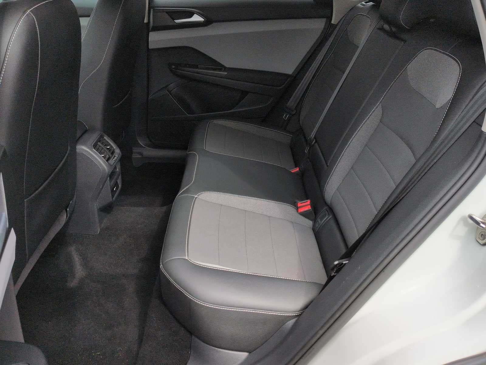 Volkswagen Taos SE 2022