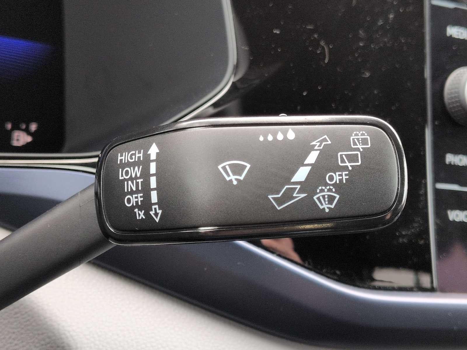 Volkswagen Taos SE 2022