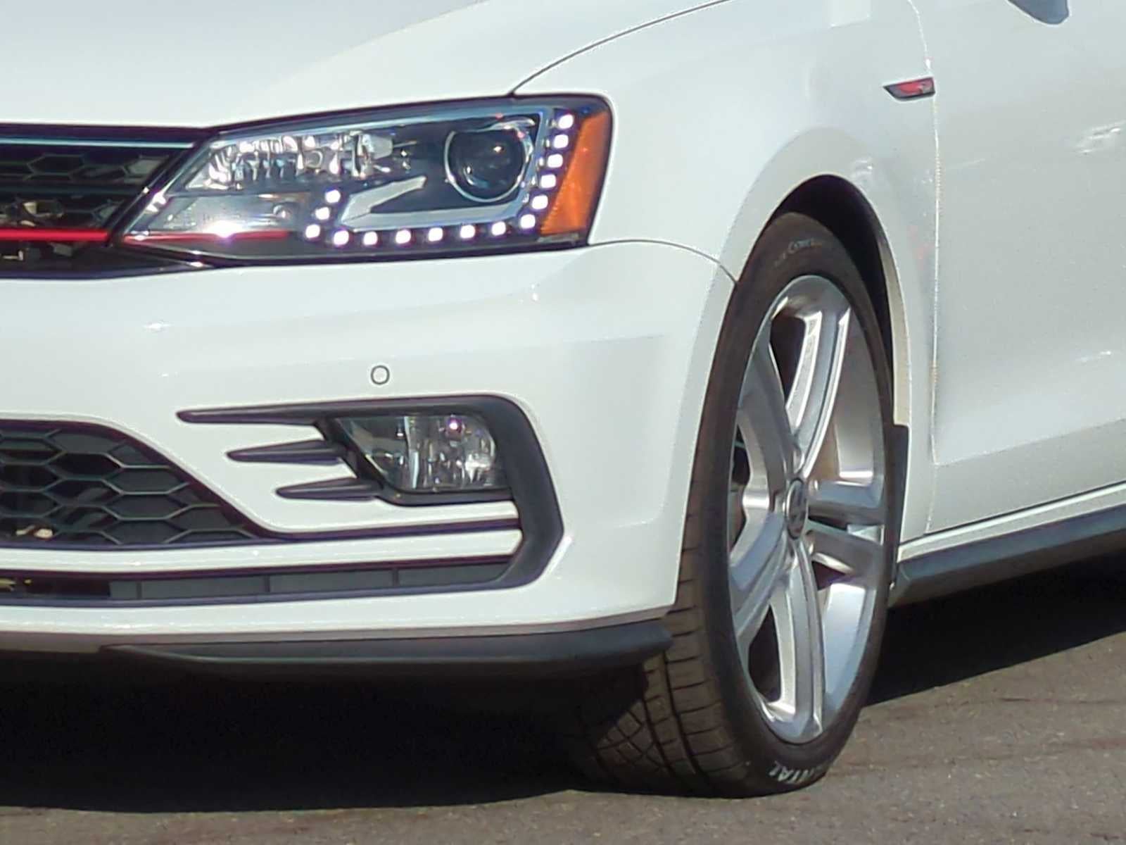 Volkswagen Jetta 2.0T GLI SE 2016