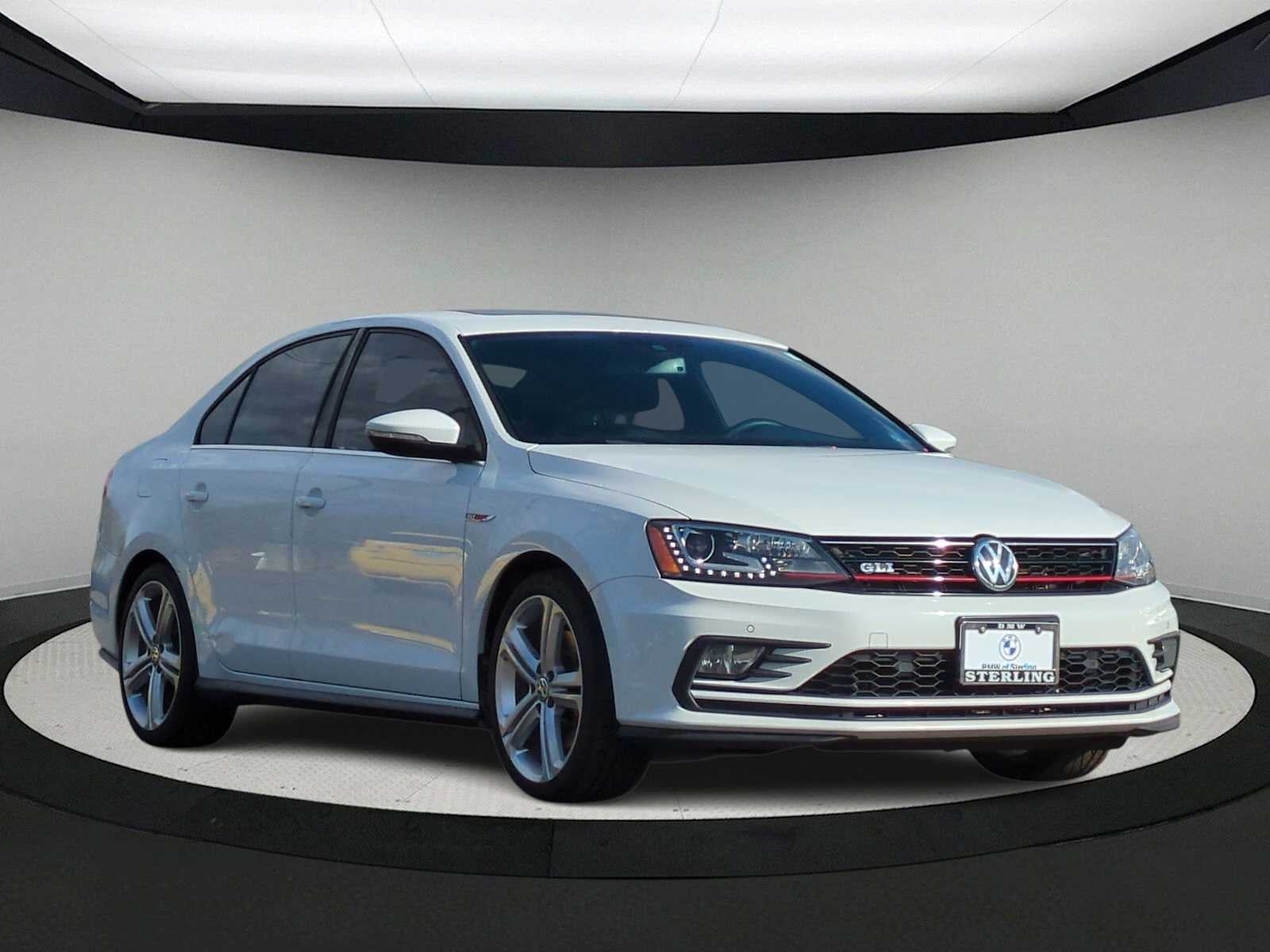 Volkswagen Jetta 2.0T GLI SE 2016