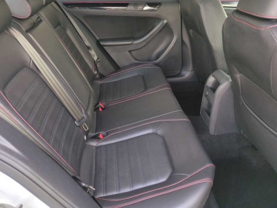 Volkswagen Jetta 2.0T GLI SE 2016