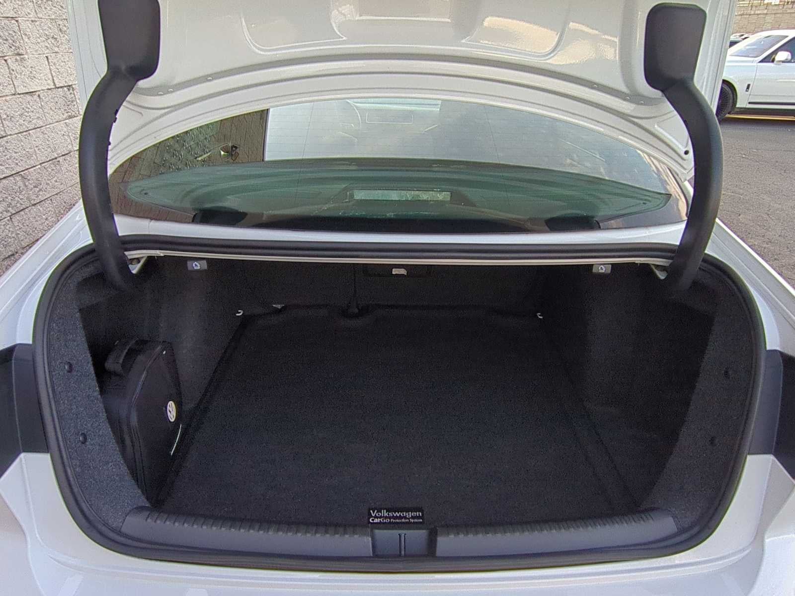 Volkswagen Jetta 2.0T GLI SE 2016