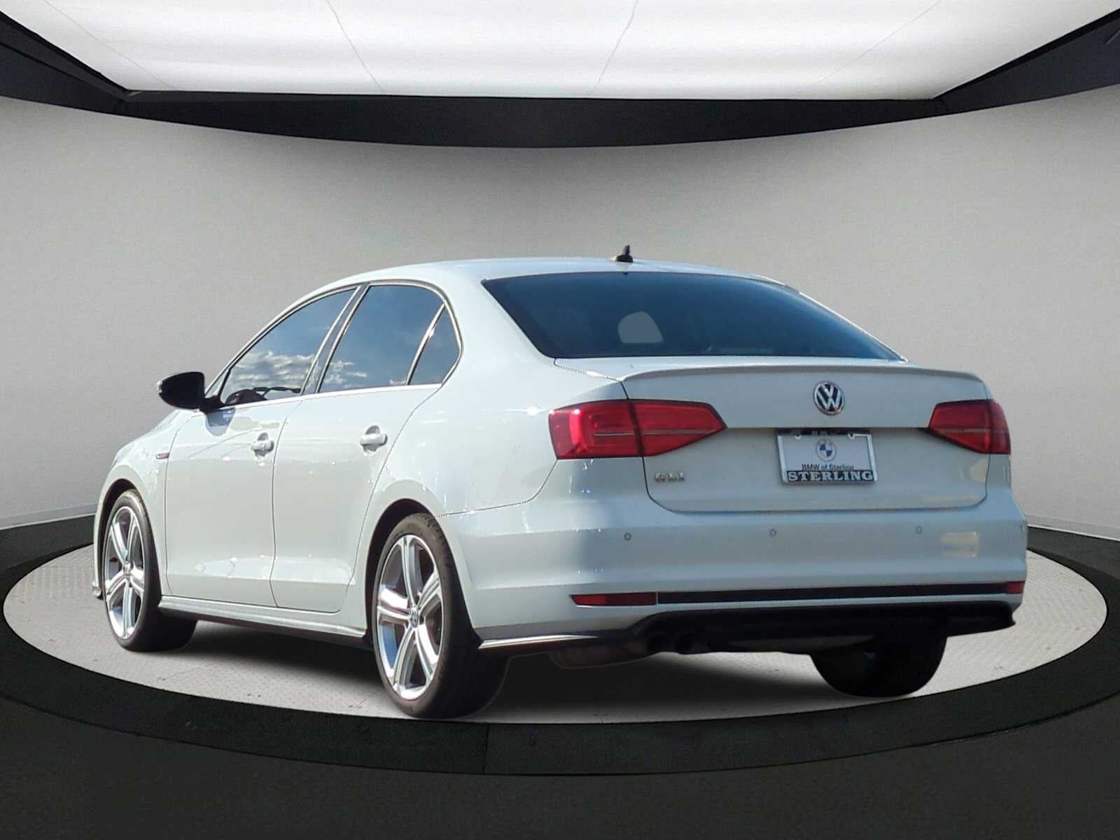 Volkswagen Jetta 2.0T GLI SE 2016