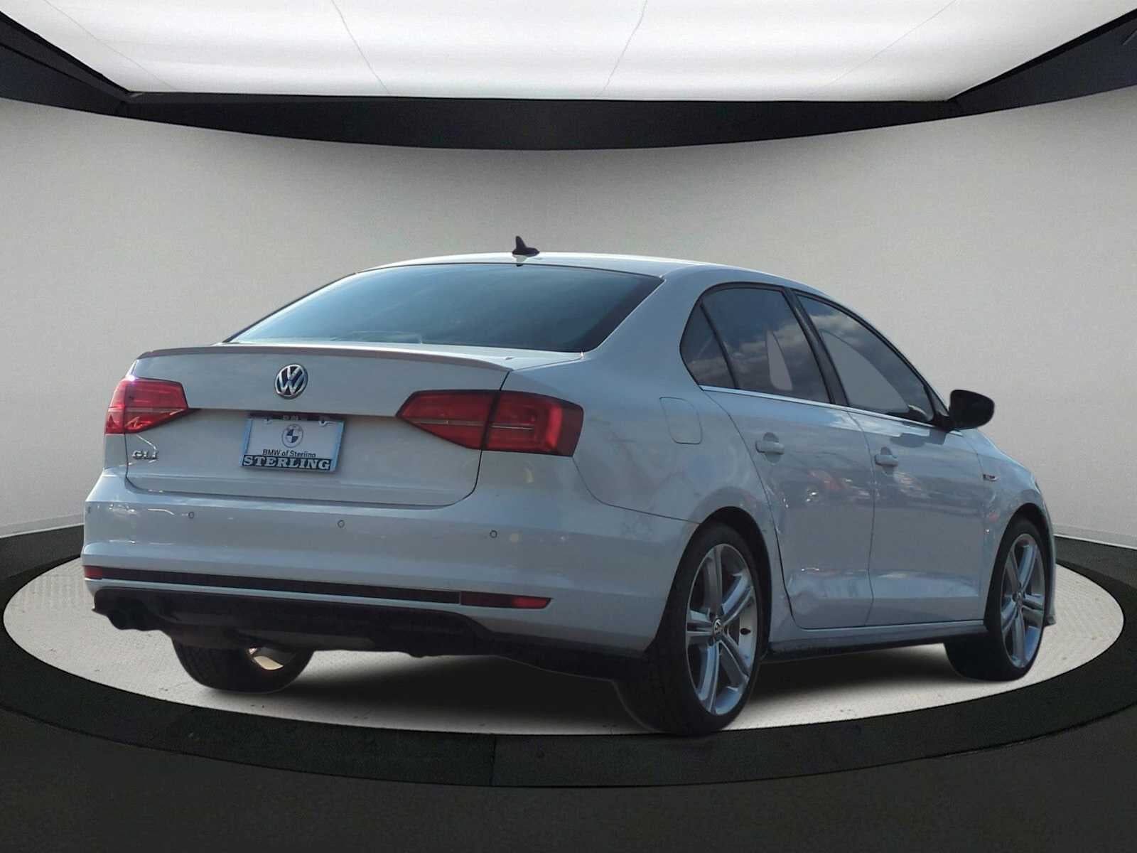 Volkswagen Jetta 2.0T GLI SE 2016