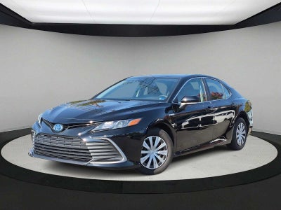 Toyota Camry Hybrid LE 2021