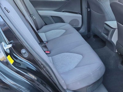 Toyota Camry Hybrid LE 2021