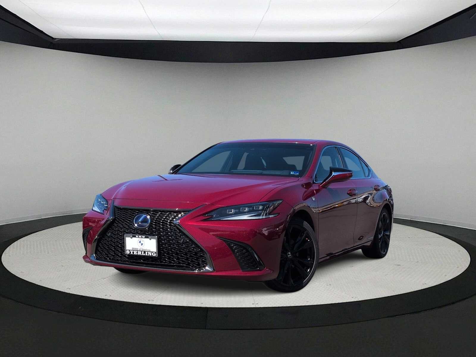 Lexus ES 300h F SPORT 2022