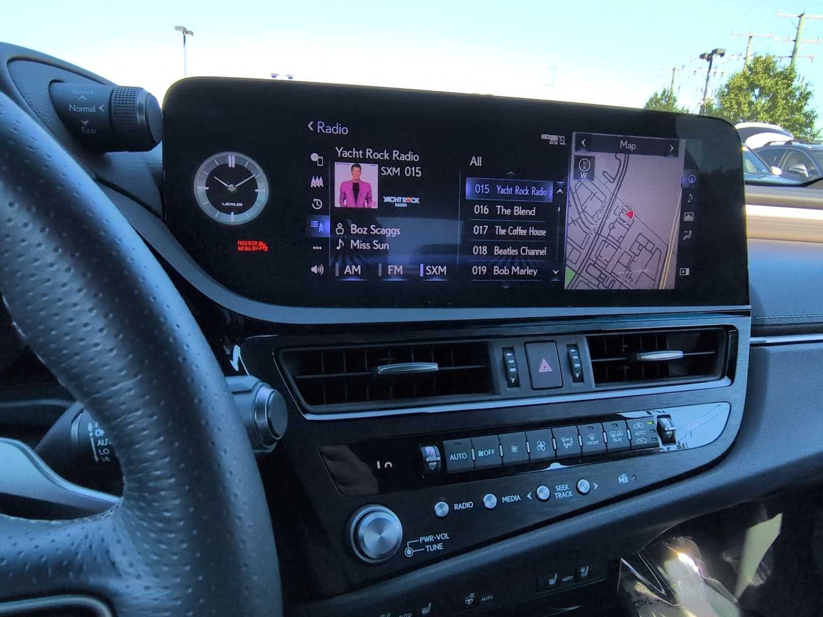 Lexus ES 300h F SPORT 2022