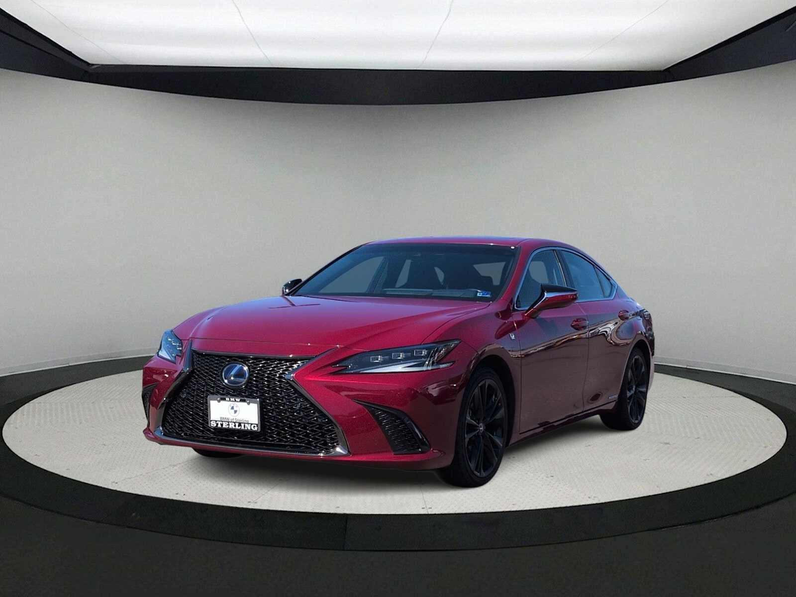 Lexus ES 300h F SPORT 2022