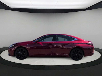 Lexus ES 300h F SPORT 2022