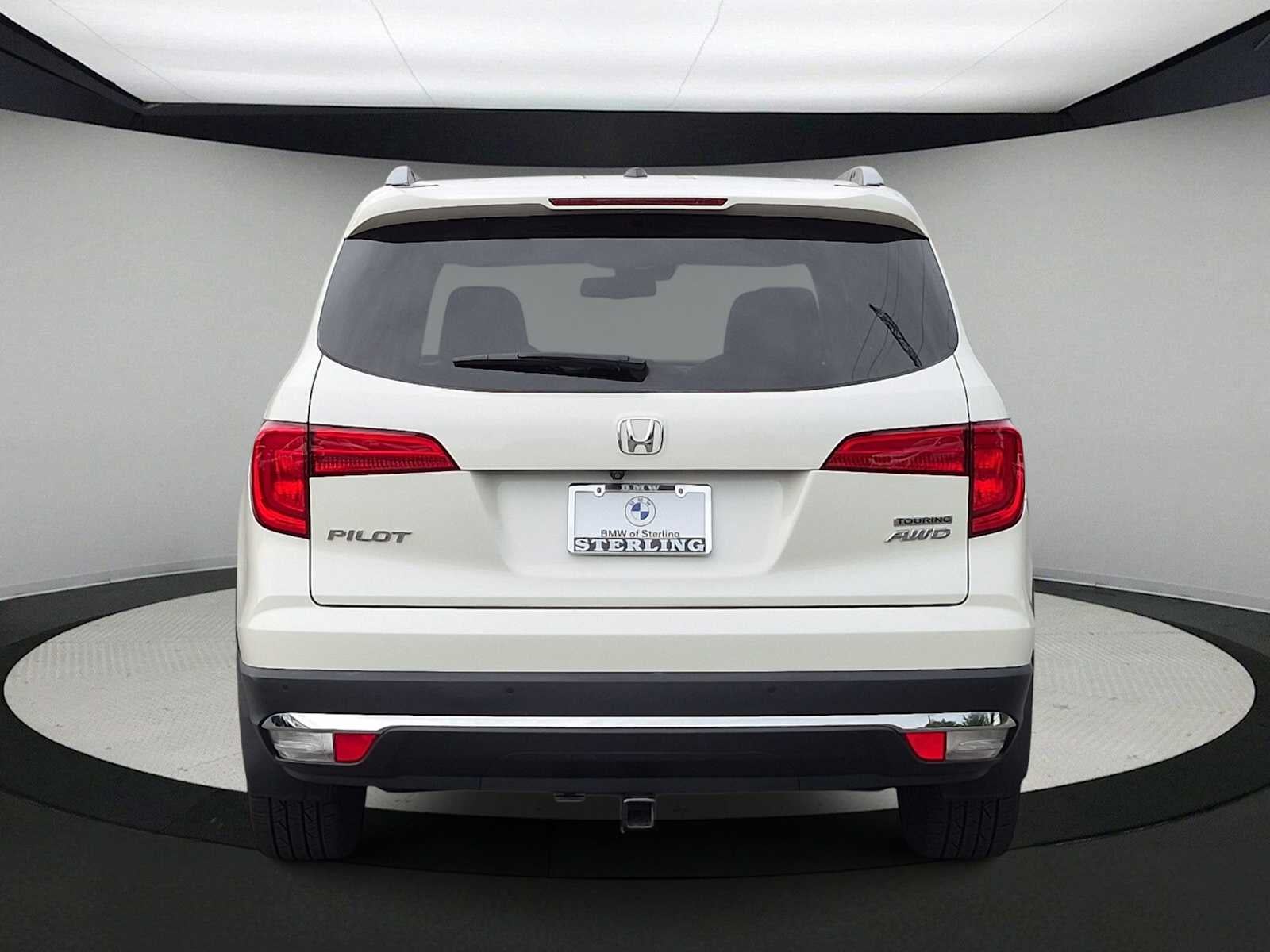 Honda Pilot Touring 2017