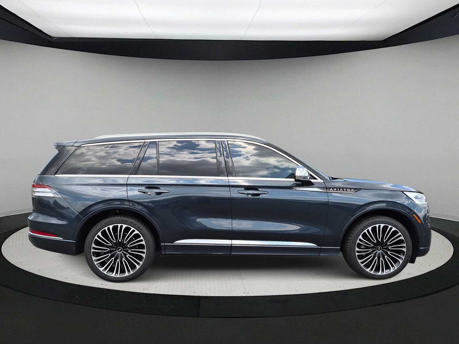 Lincoln Aviator Black Label 2022