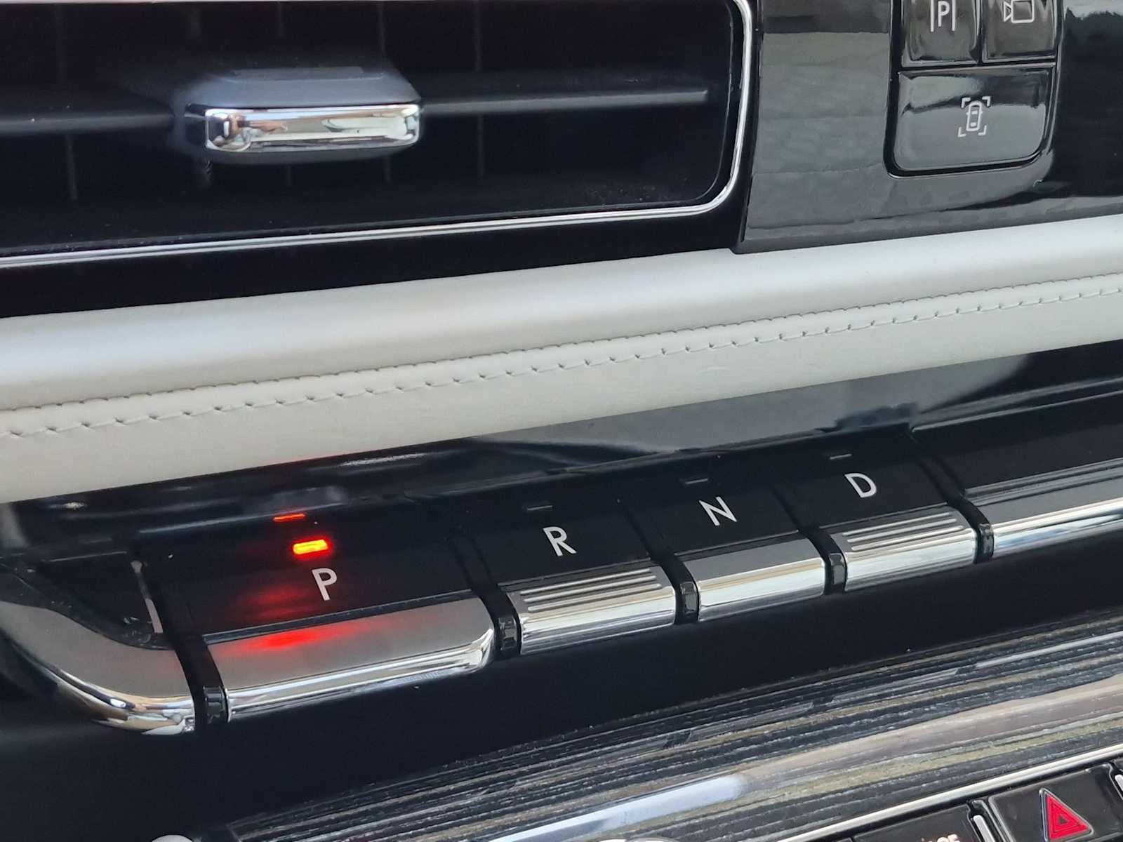 2022 Lincoln Aviator Black Label Grand Touring