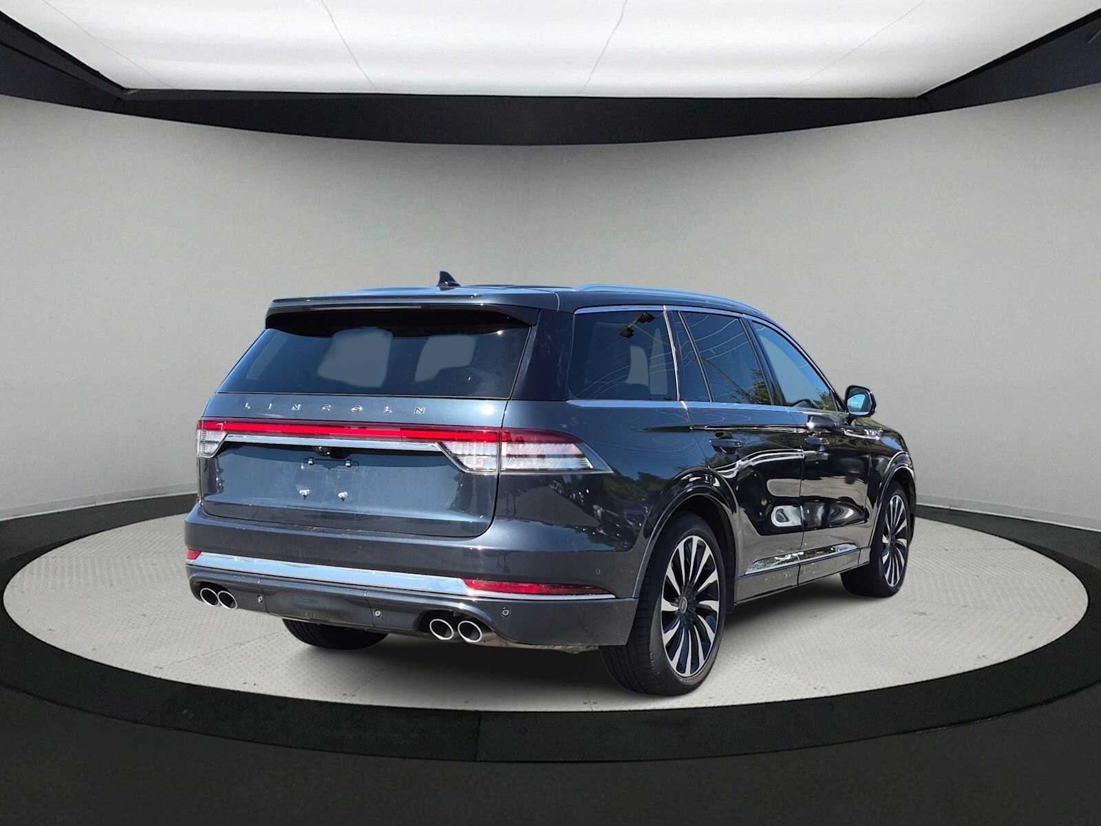 2022 Lincoln Aviator Black Label Grand Touring
