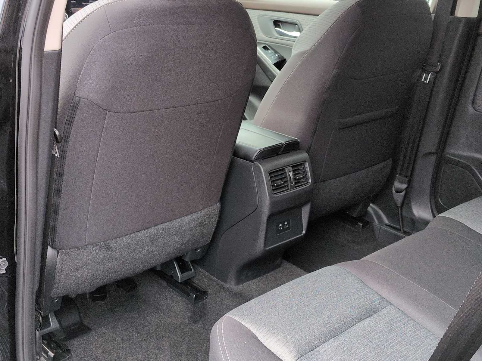 Nissan Rogue SV 2023