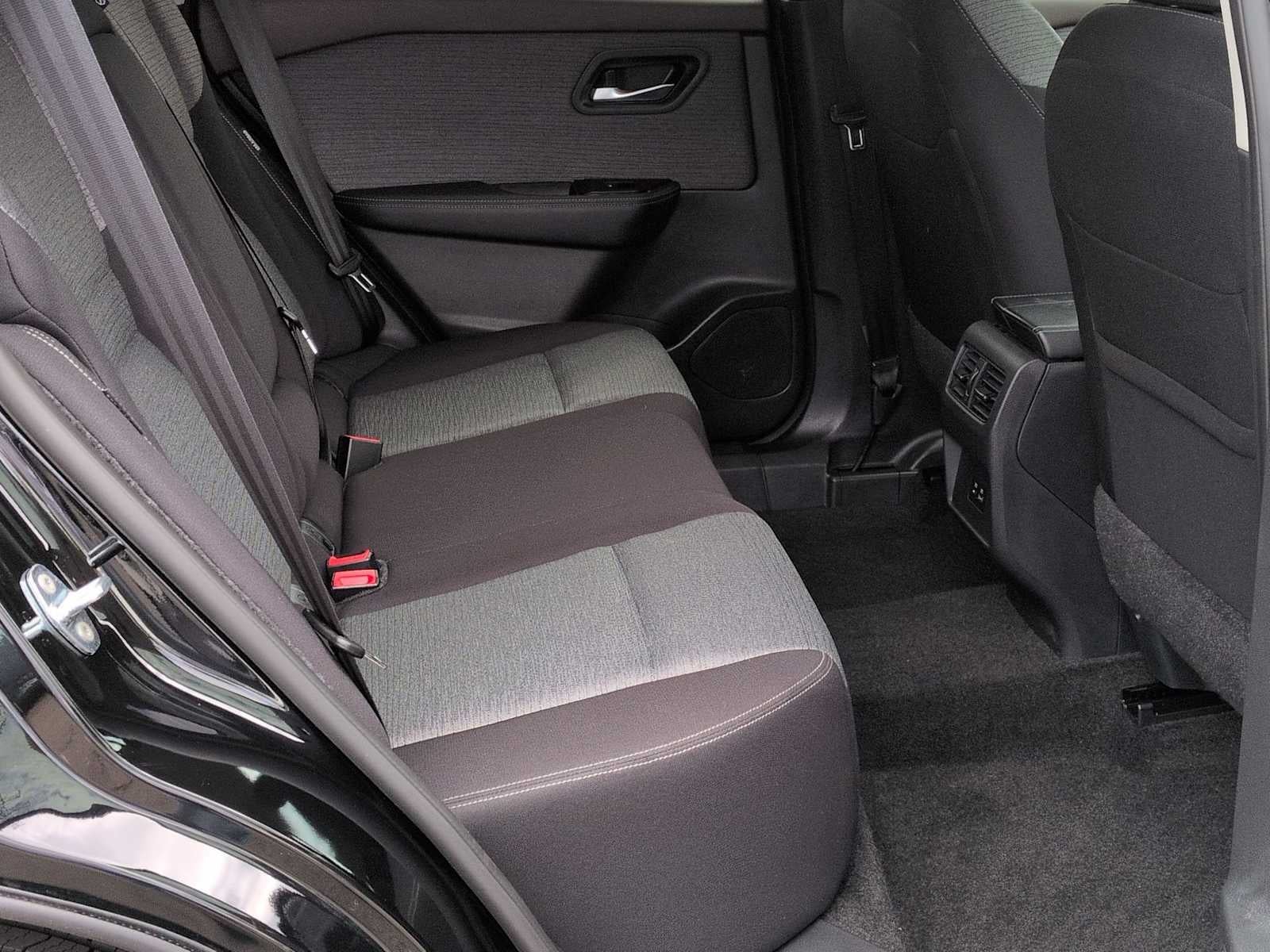 Nissan Rogue SV 2023