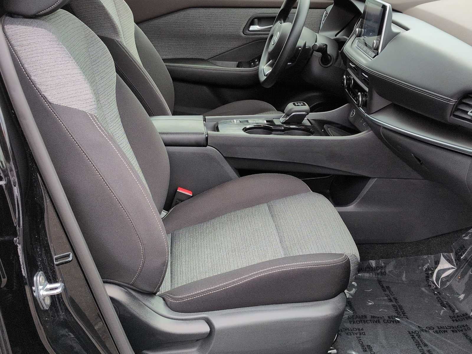 Nissan Rogue SV 2023