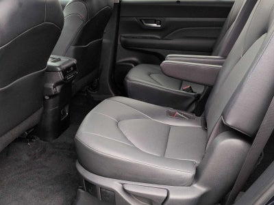 Toyota Grand Highlander XLE 2024