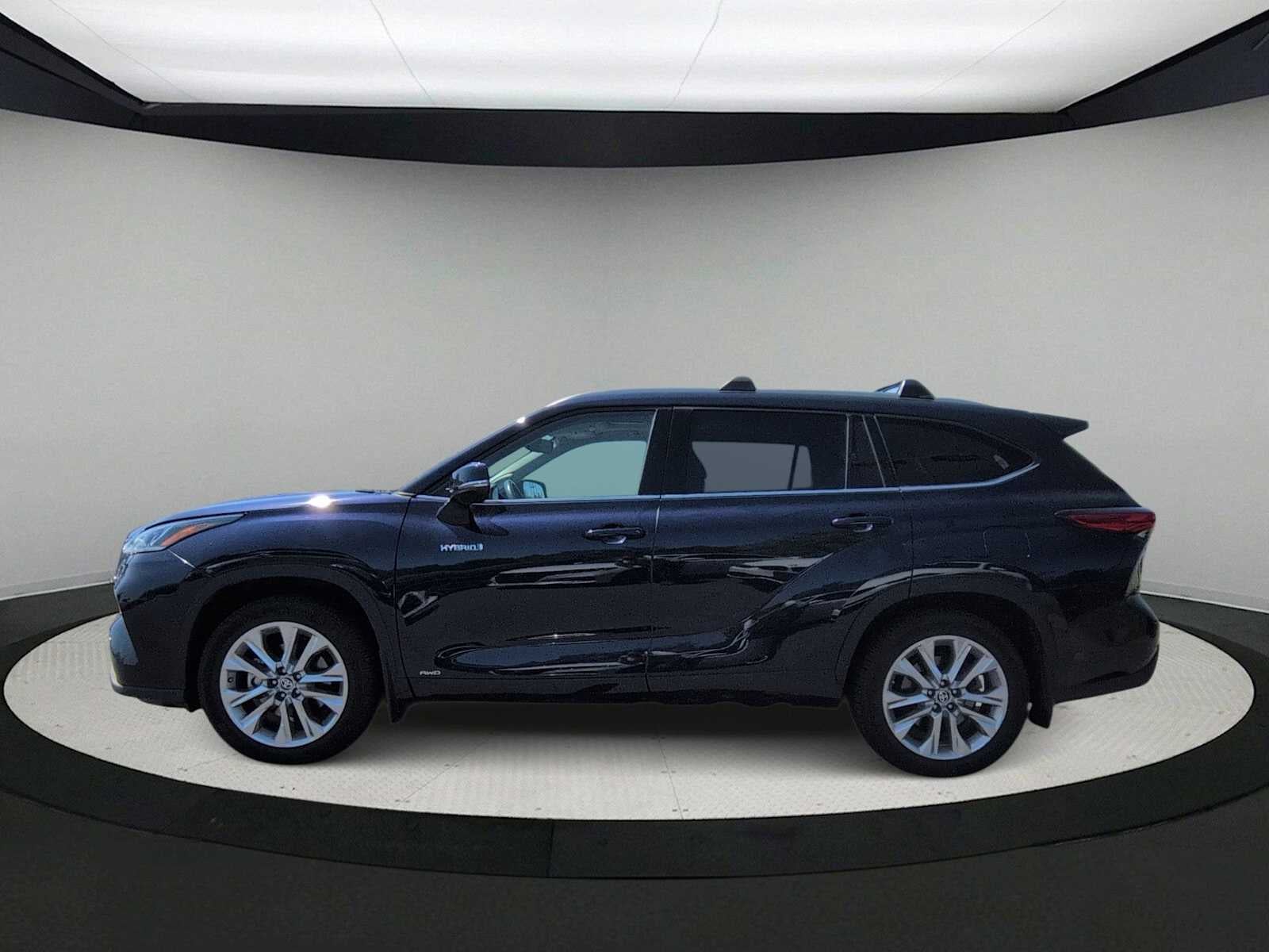 Toyota Highlander Hybrid Limited 2021