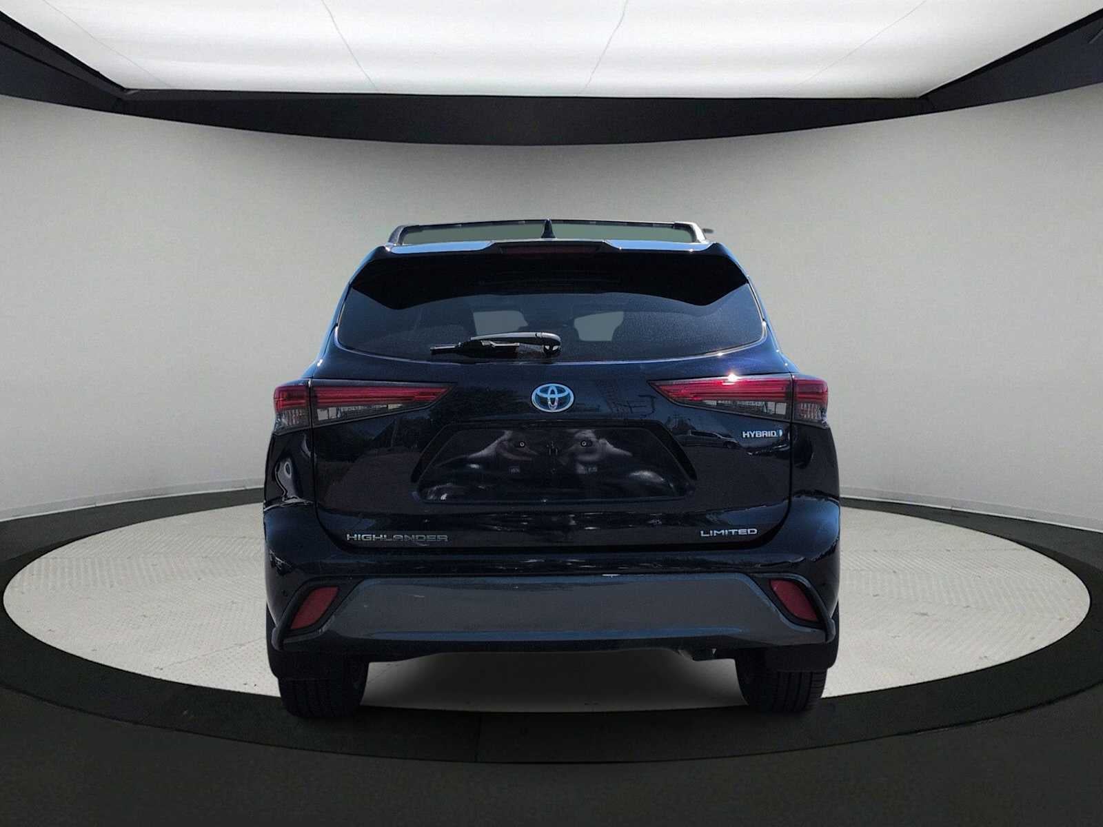 Toyota Highlander Hybrid Limited 2021