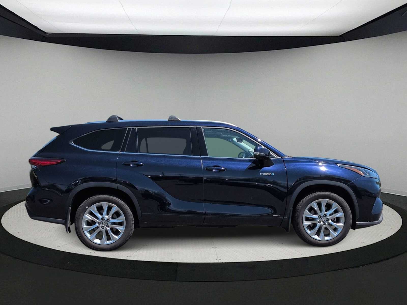 Toyota Highlander Hybrid Limited 2021