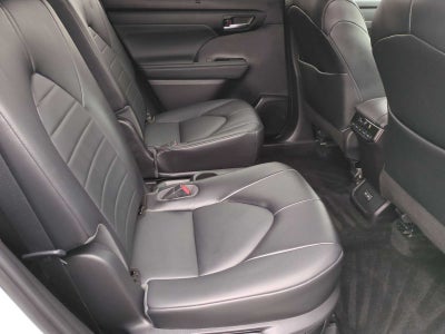 2022 Toyota Highlander Híbrido XLE