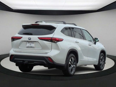 2022 Toyota Highlander Híbrido XLE