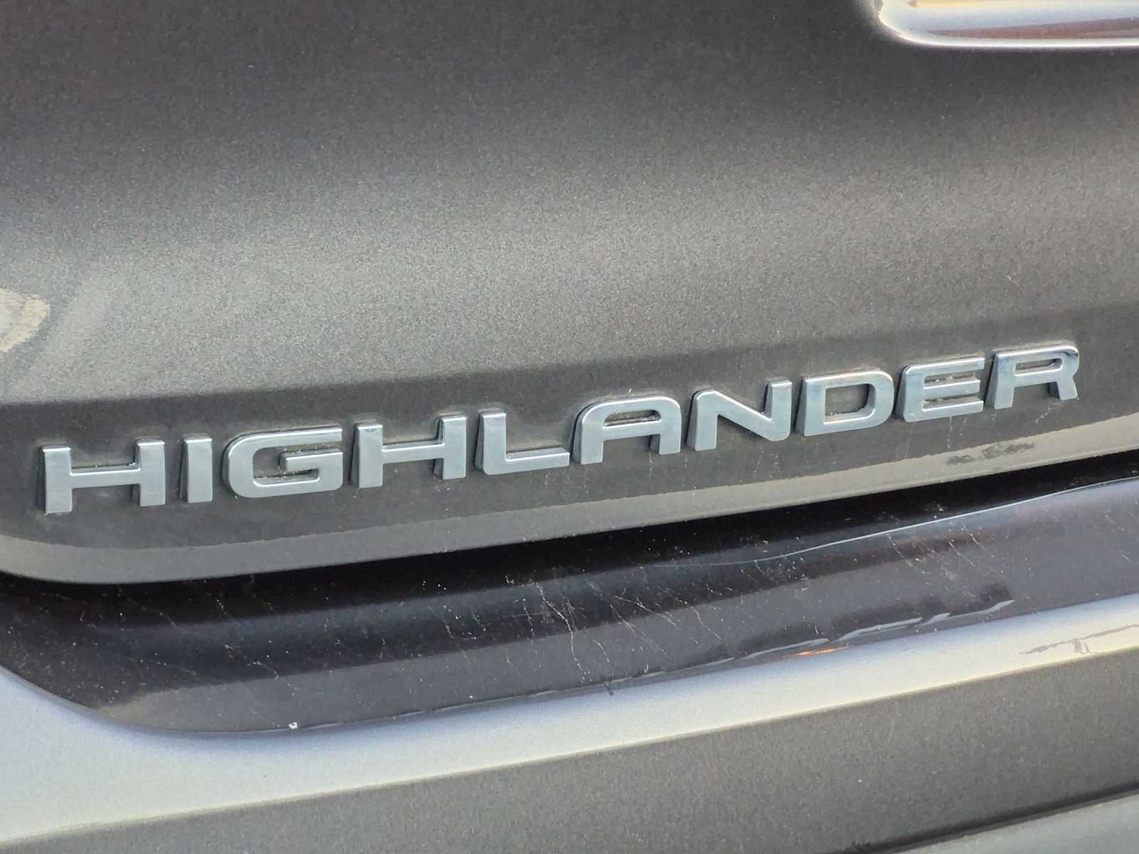Toyota Highlander Hybrid XLE 2021