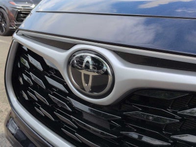 Toyota Highlander XLE 2021