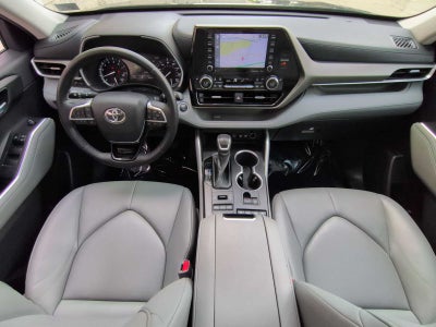 Toyota Highlander XLE 2021