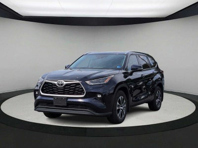 Toyota Highlander XLE 2021