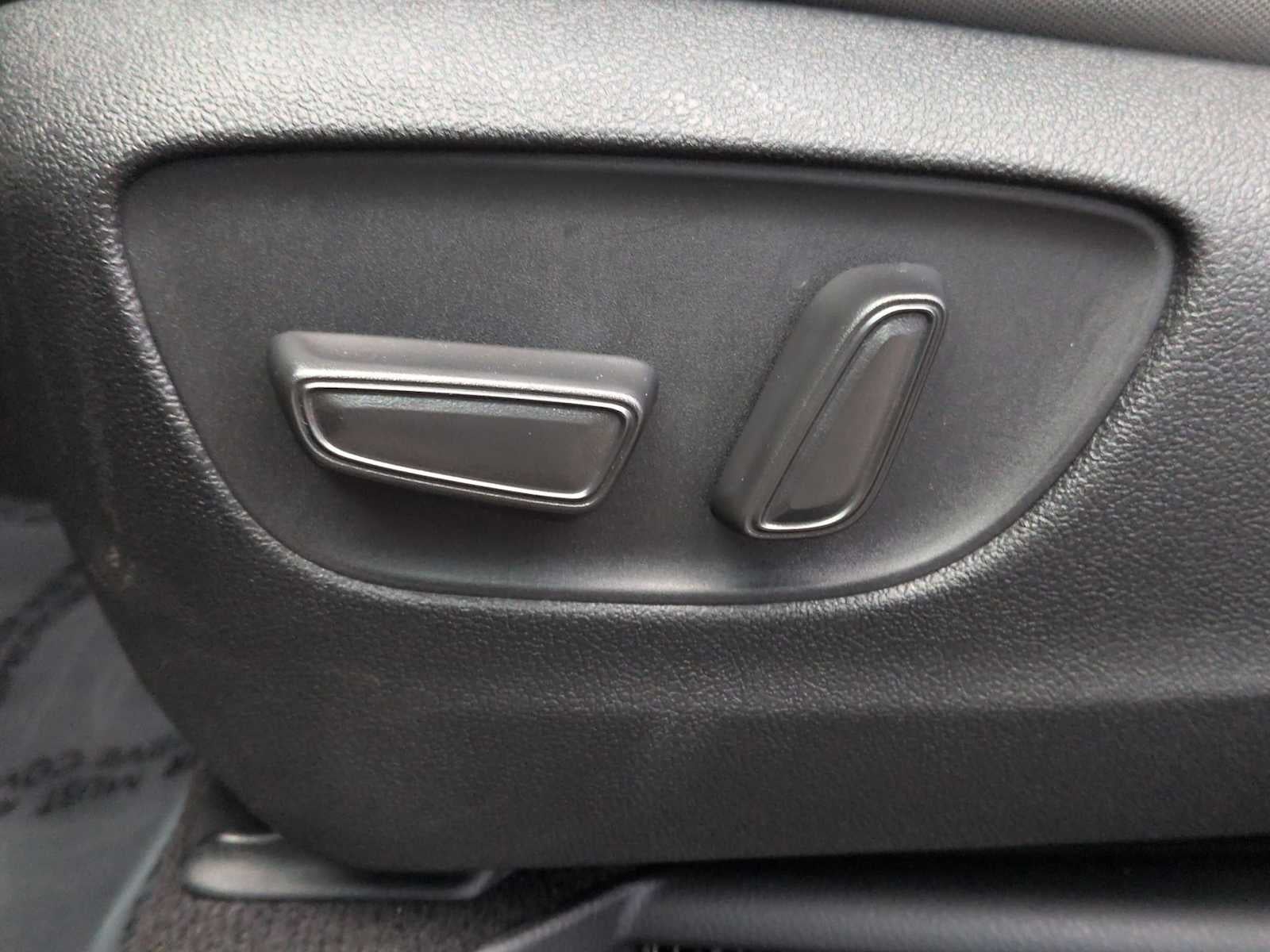 Toyota Sienna LE 2024