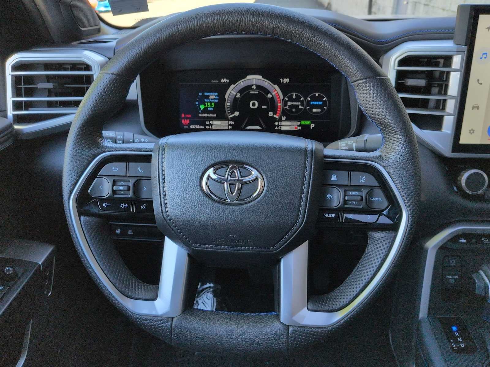 Toyota Tundra Platinum Hybrid 2023