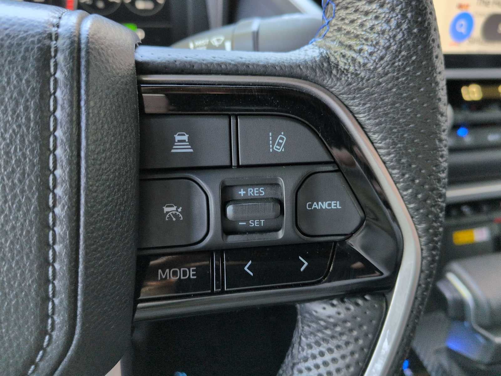 Toyota Tundra Platinum Hybrid 2023