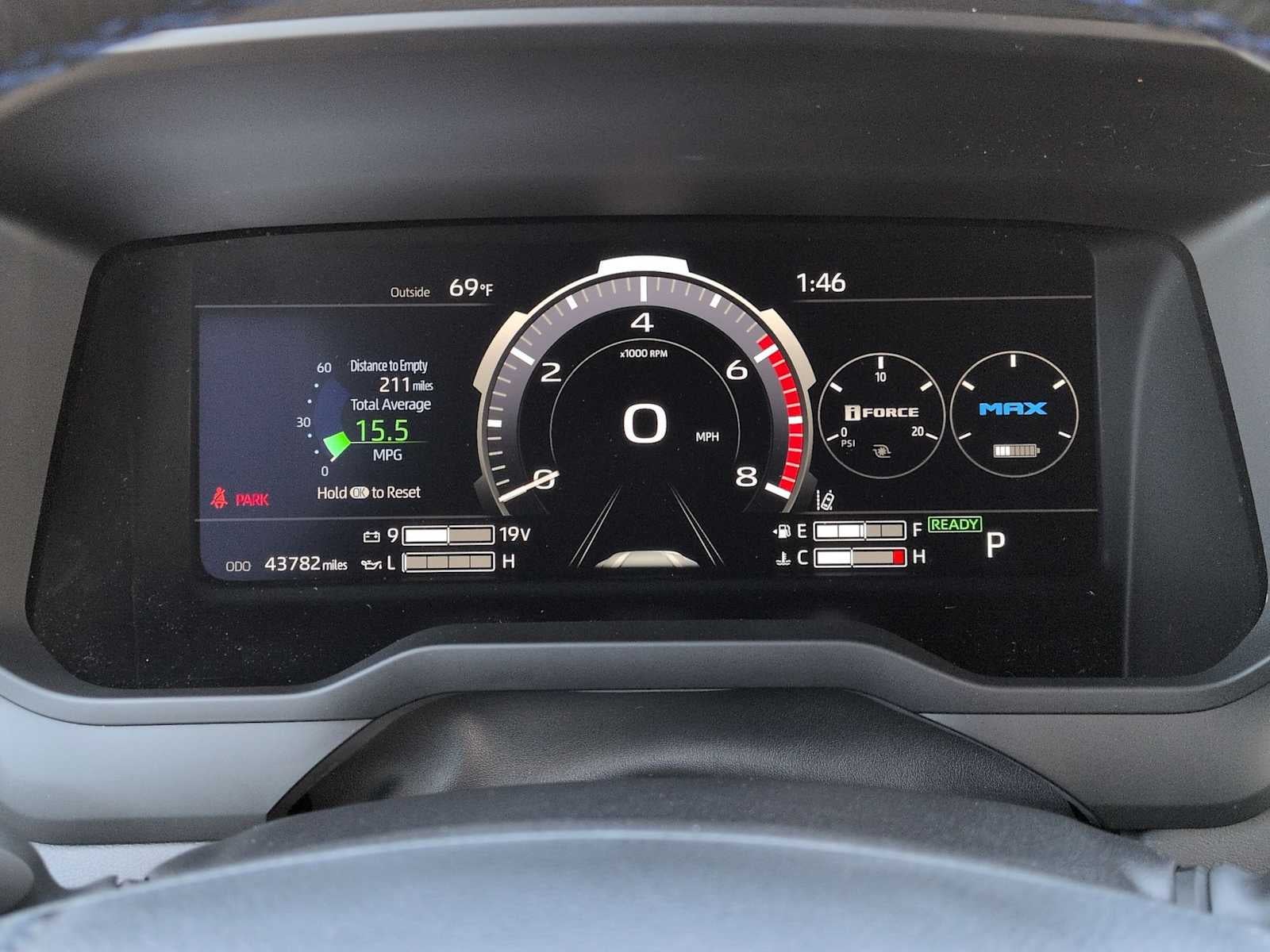 Toyota Tundra Platinum Hybrid 2023