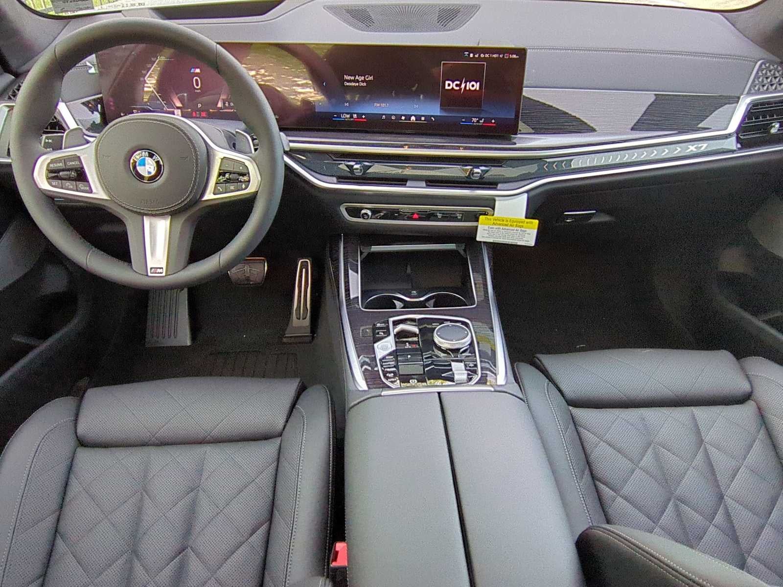 2025 BMW X7 xDrive40i