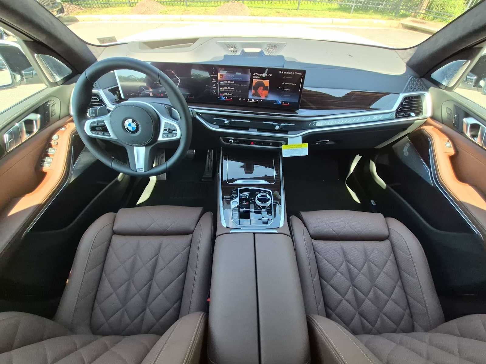 2027 BMW X7 xDrive40i