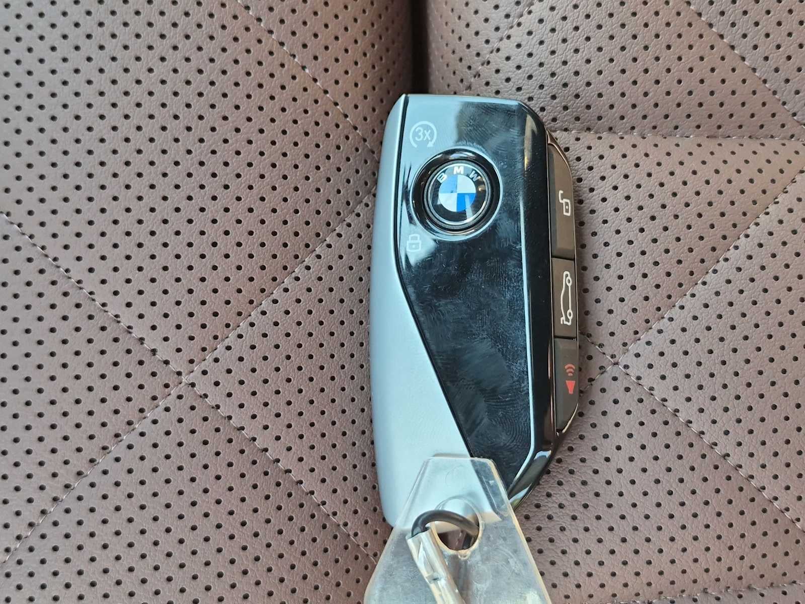 2027 BMW X7 xDrive40i
