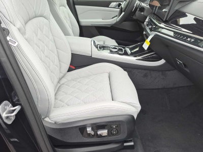 2027 BMW X7 xDrive40i