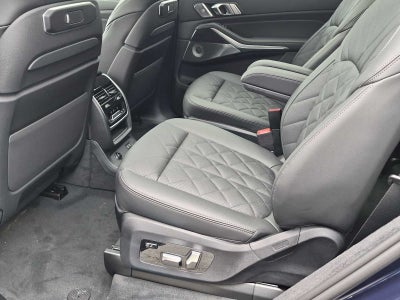 2027 BMW X7 xDrive40i