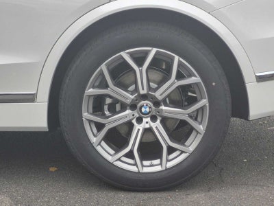2027 BMW X7 xDrive40i