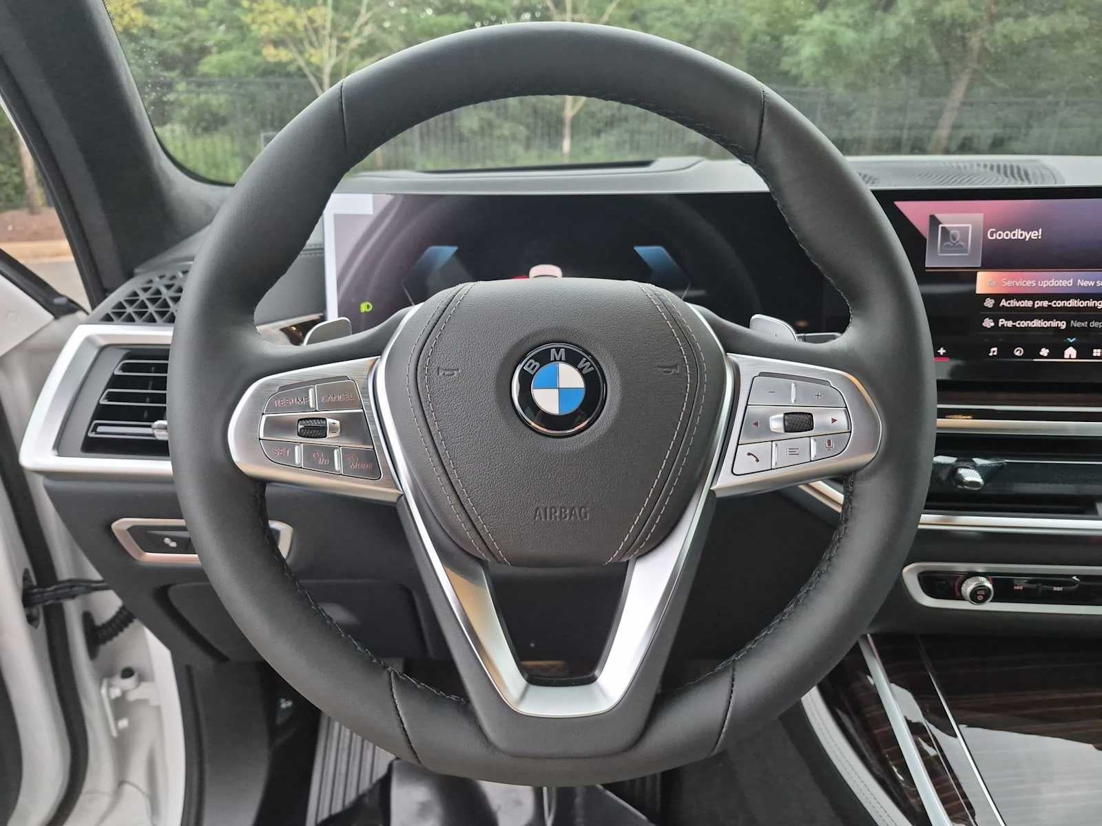 2027 BMW X7 xDrive40i