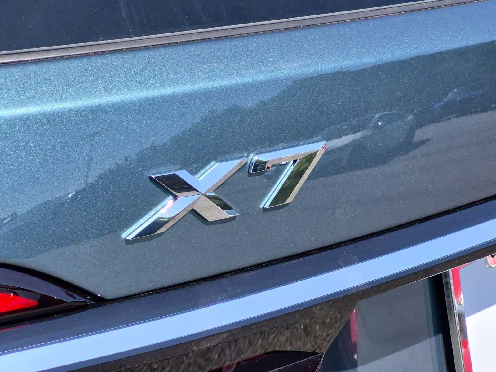 2027 BMW X7 xDrive40i