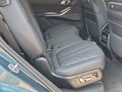 2027 BMW X7 xDrive40i