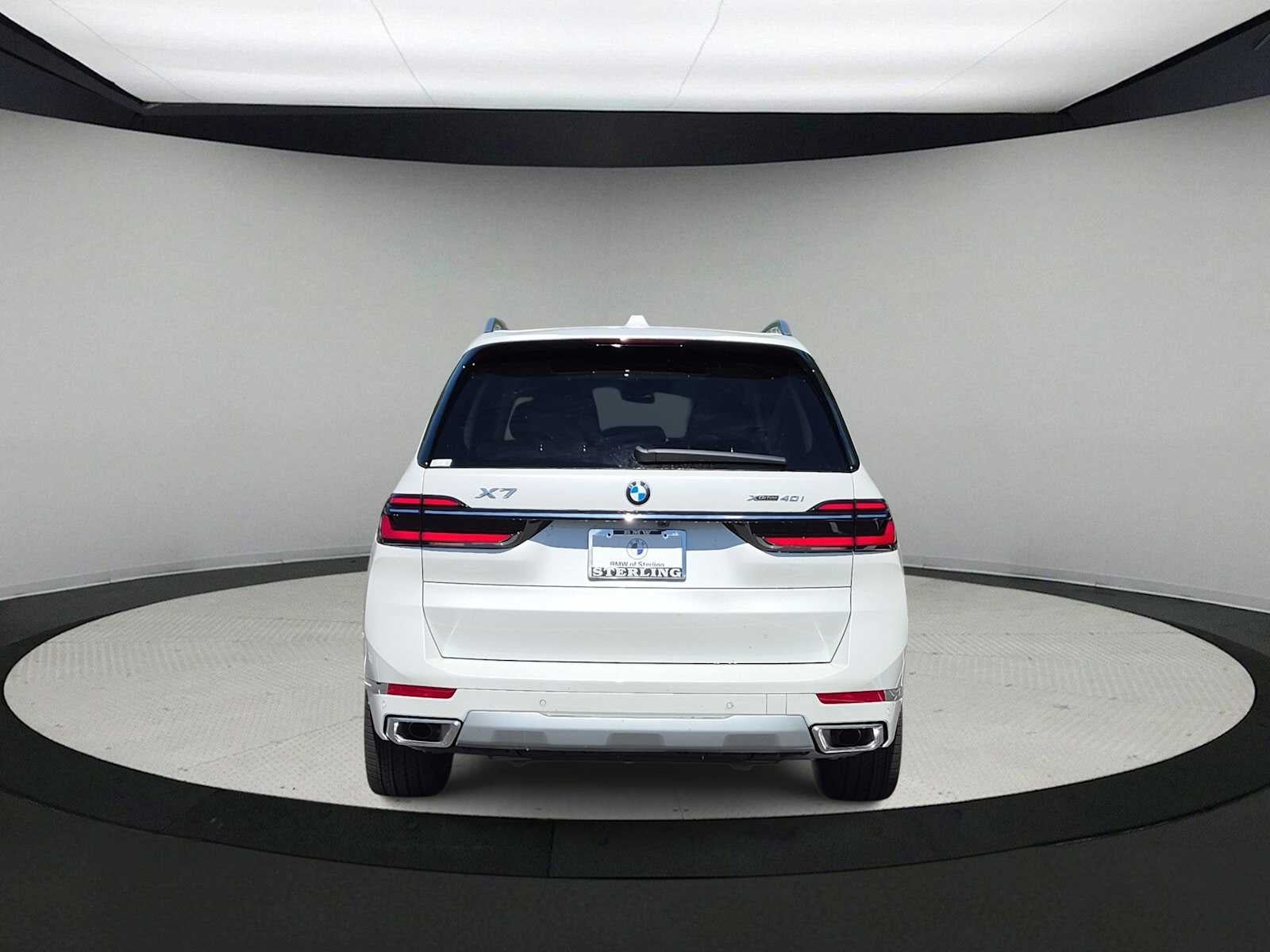 2027 BMW X7 xDrive40i