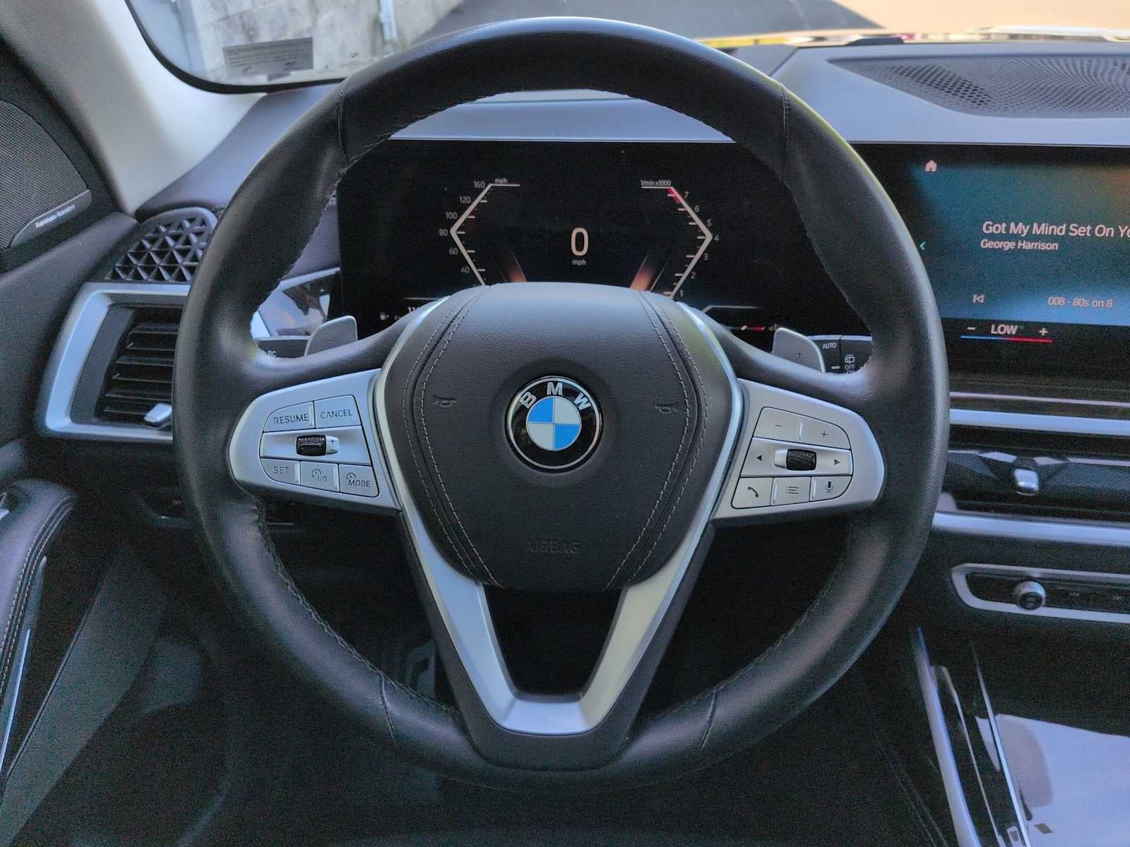 2023 BMW X7 xDrive40i